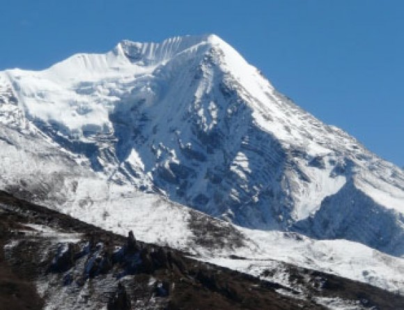 Pisang Peak Climbing Thumbnail Image